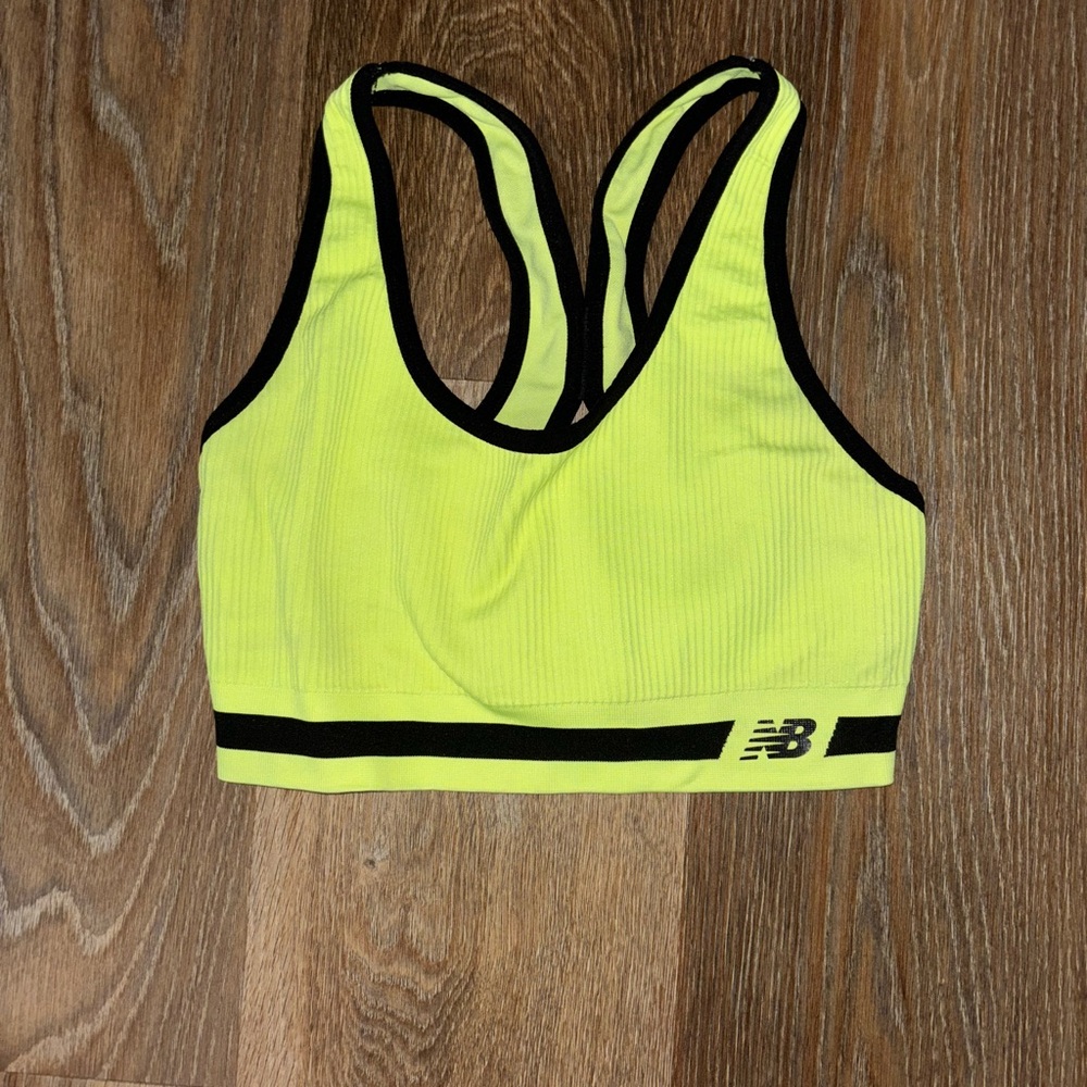 NEW BALANCE sports bra